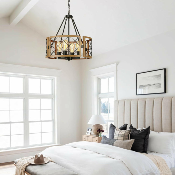 Rustic 4-Light Farmhouse Chandelier - Grey Wood.